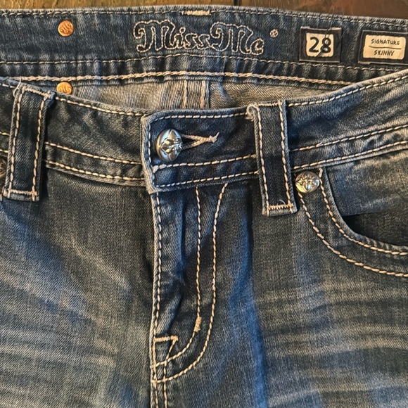 MISS ME Jeans…Signature Skinny Mid-Rise - Picture 2 of 3